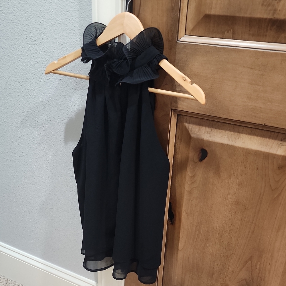 Zara Black Sleeveless Top with Ruffled Collar
